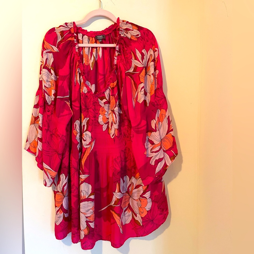Ninety Clothing Company Colorful Floral Design Chiffon Like Blouse.  Size 2X.
